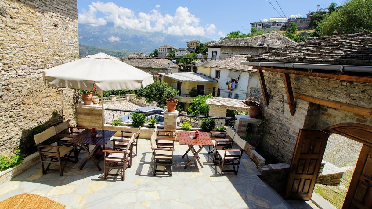 The Home Of Diplomacy Gjirokastër Exteriör bild