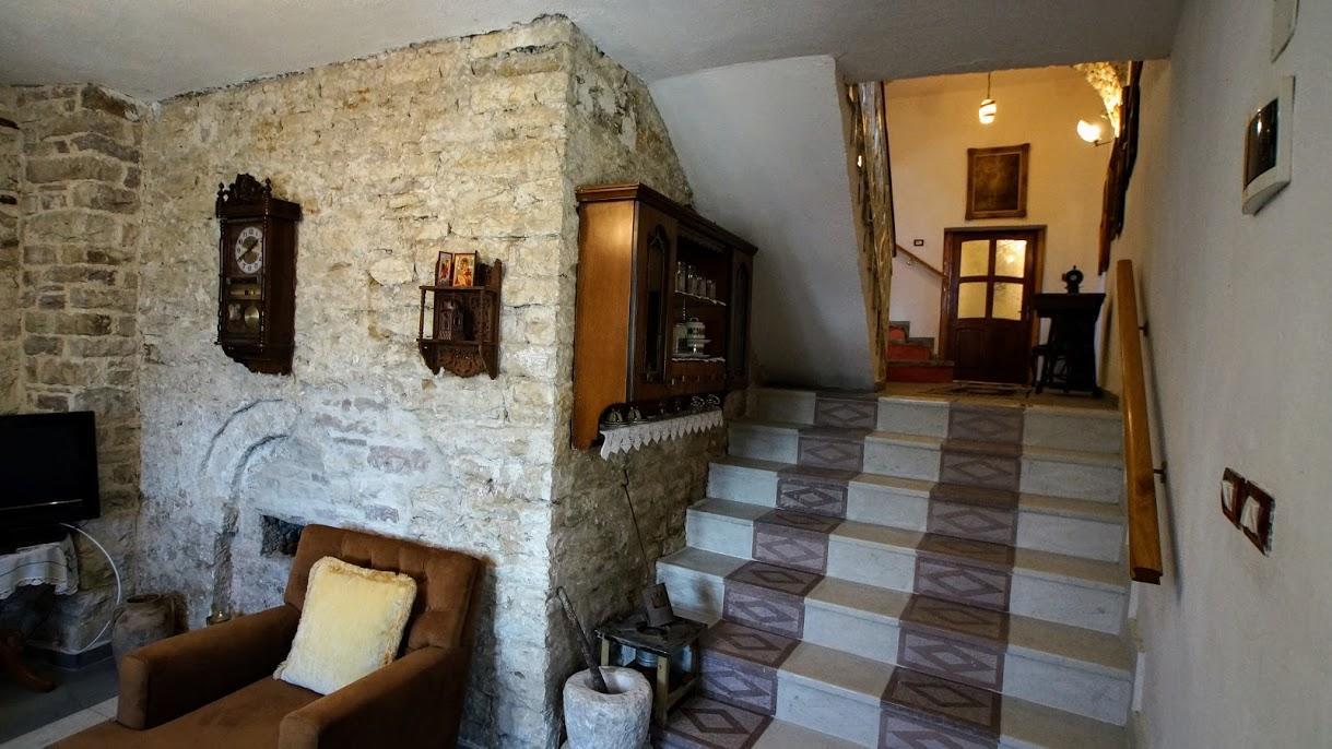 The Home Of Diplomacy Gjirokastër Exteriör bild
