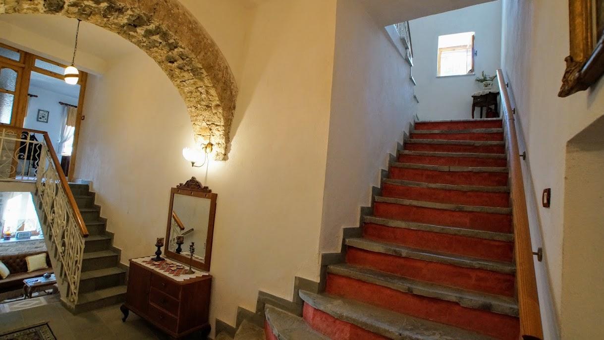 The Home Of Diplomacy Gjirokastër Exteriör bild